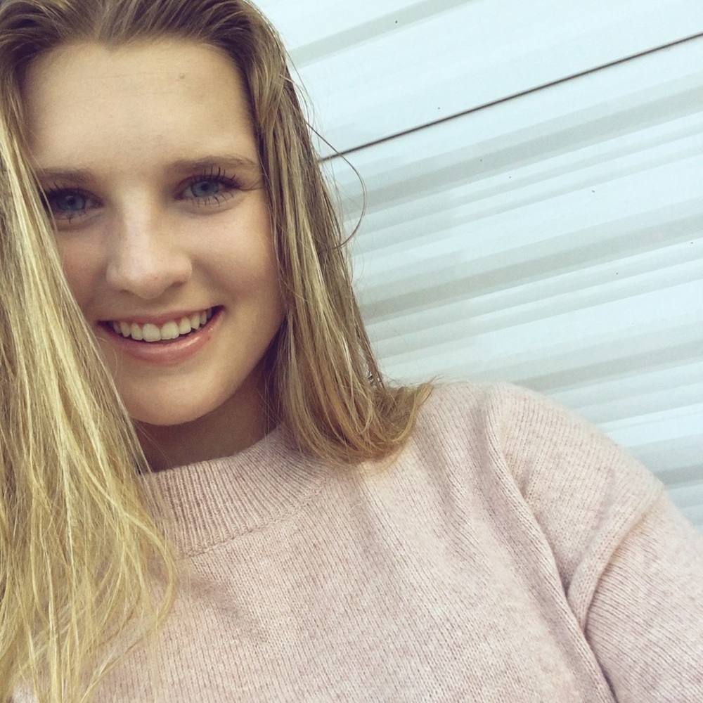 Meet your Posher, Chloe